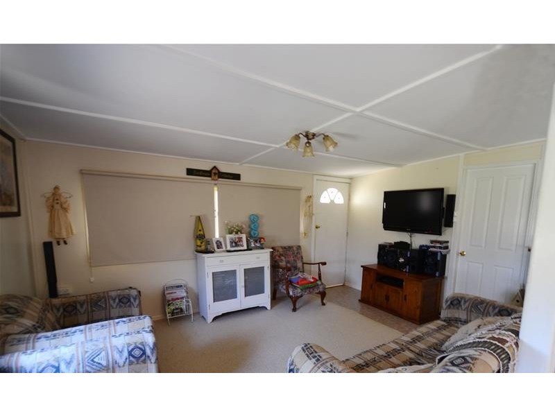 470 Lake Pleasant Road, Goovigen QLD 4702