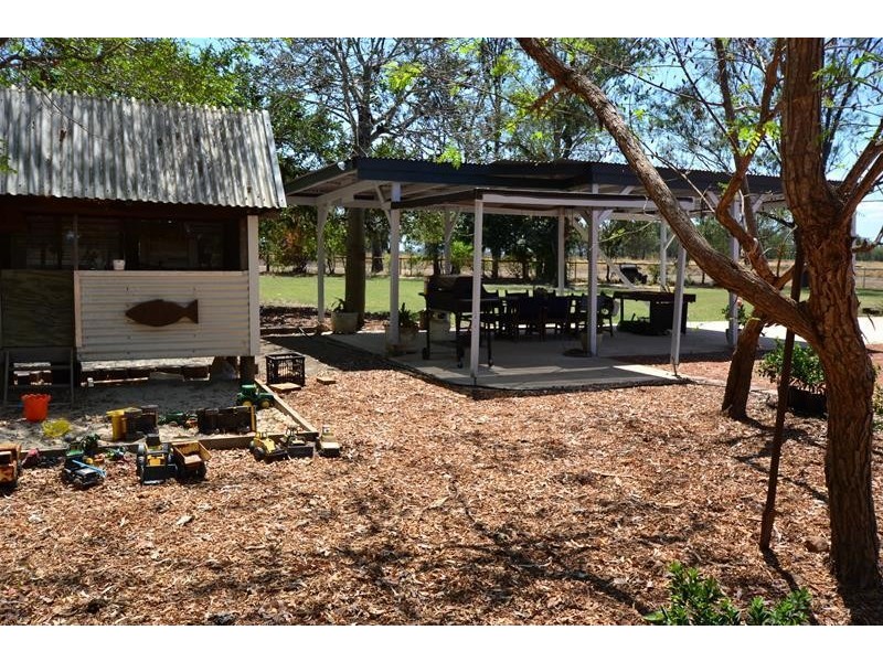 470 Lake Pleasant Road, Goovigen QLD 4702