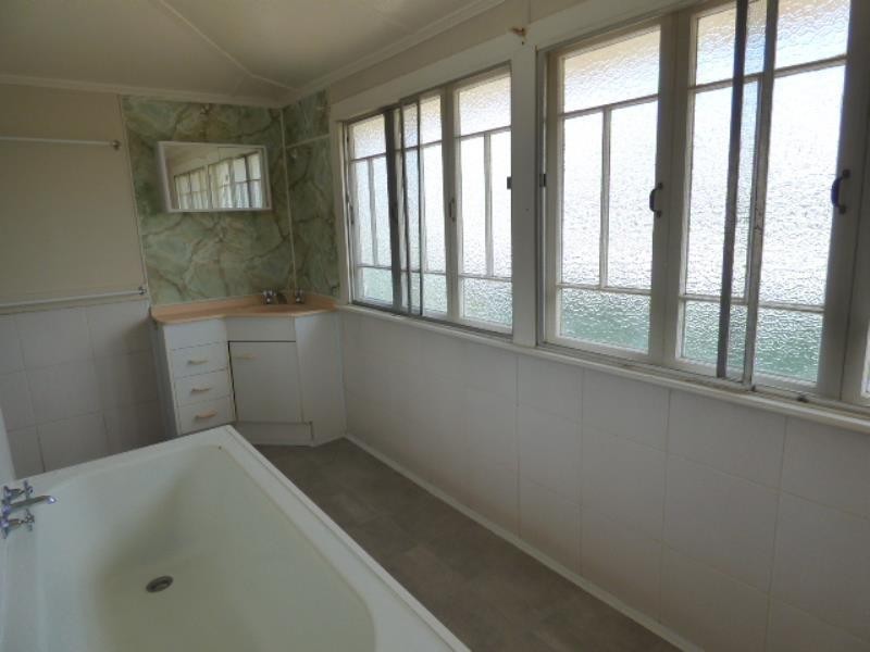 101 Grevillea Street, Biloela QLD 4715