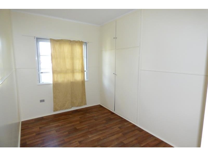 2/63 Bell Street, Biloela QLD 4715