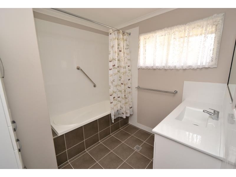 3/171 Kariboe Street, Biloela QLD 4715