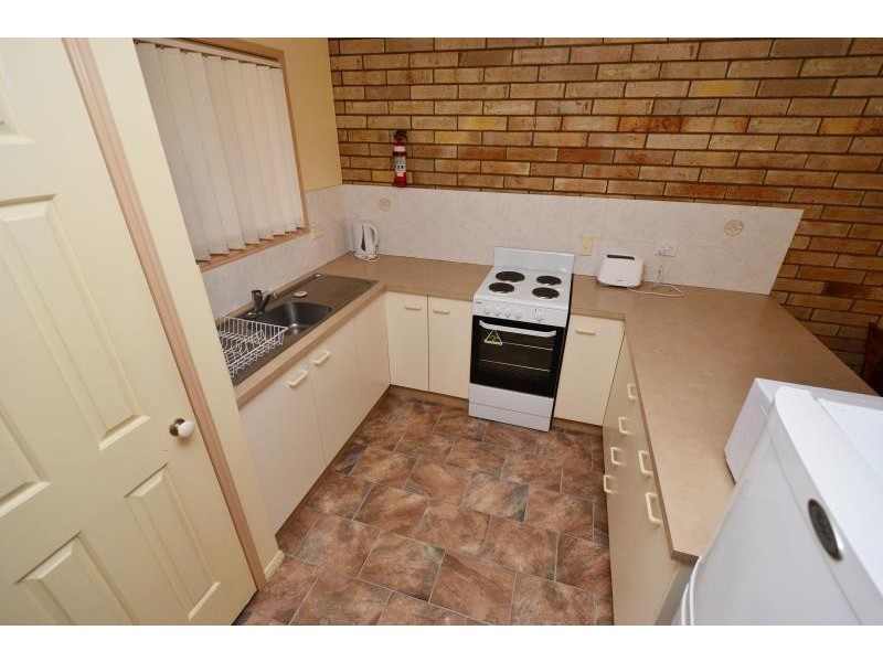 2/1 Prospect Street, Biloela QLD 4715