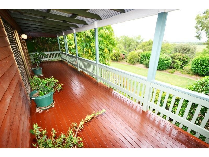 16 Raglan Street, Biloela QLD 4715