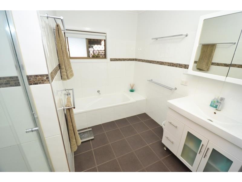 28 State Farm Road, Biloela QLD 4715