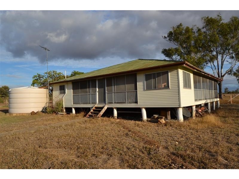 7 Dawson Highway, Biloela QLD 4715