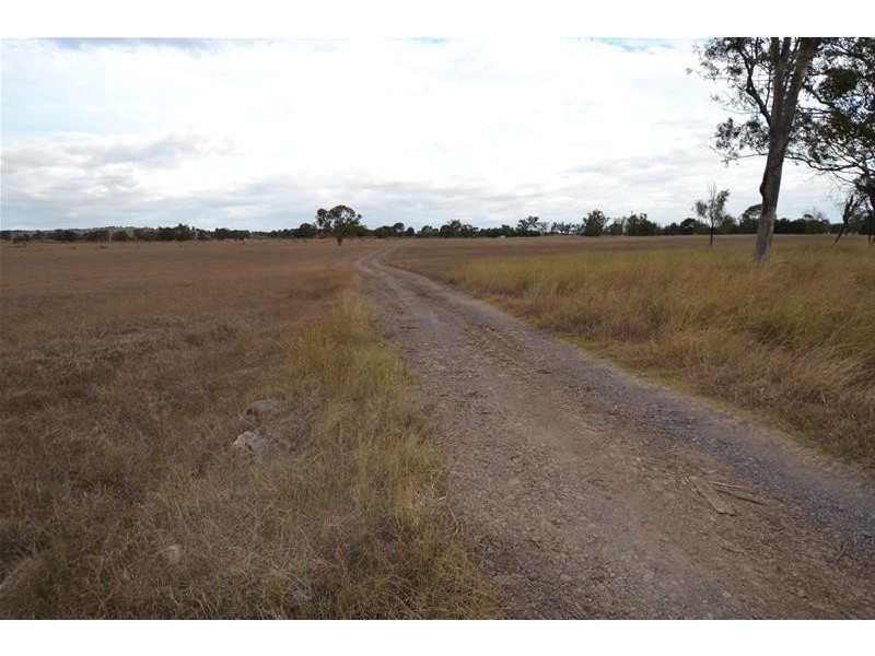 7 Dawson Highway, Biloela QLD 4715