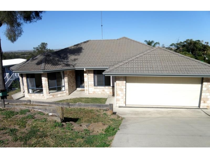 17 Raglan Street, Biloela QLD 4715