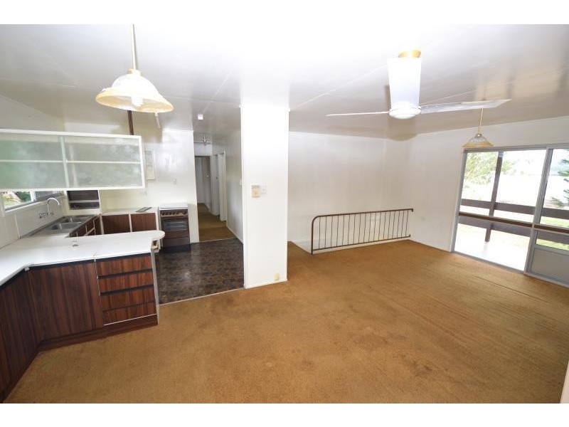 21 Lake Callide Drive, Biloela QLD 4715