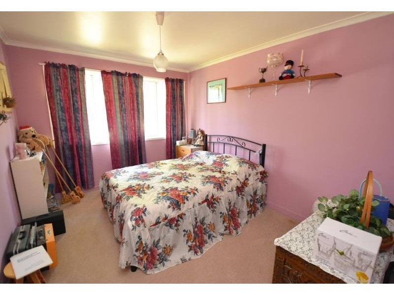 2 Raglan Street, Biloela QLD 4715