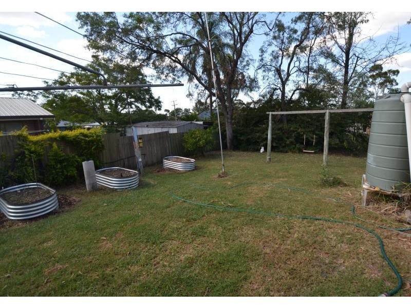 2 Raglan Street, Biloela QLD 4715