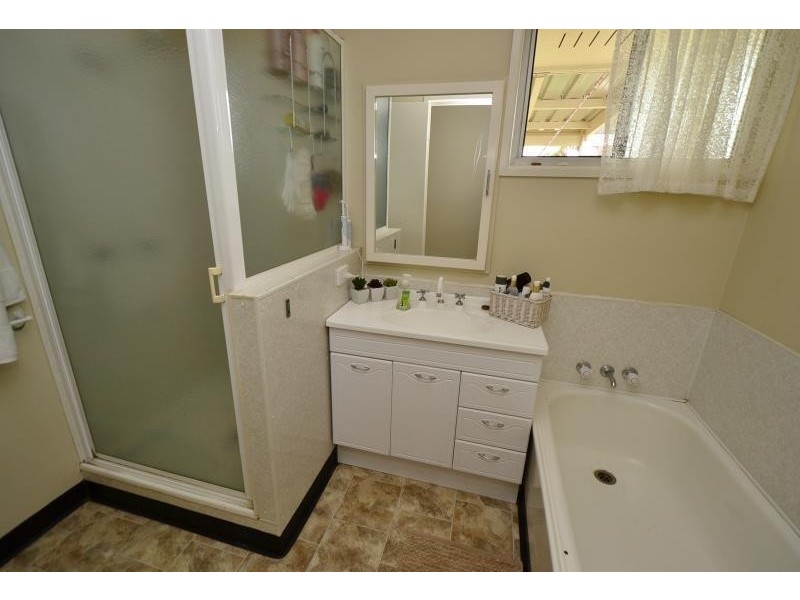 2 Kooingal Court, Biloela QLD 4715