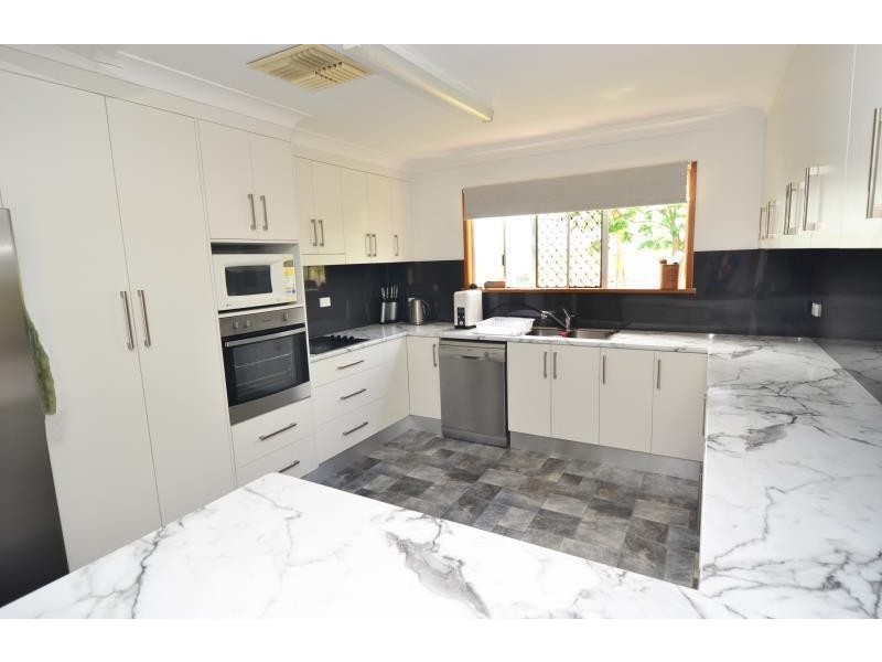 16 Oxley Avenue, Biloela QLD 4715