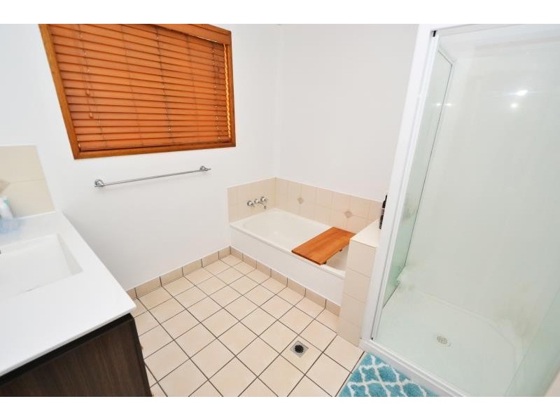 16 Oxley Avenue, Biloela QLD 4715