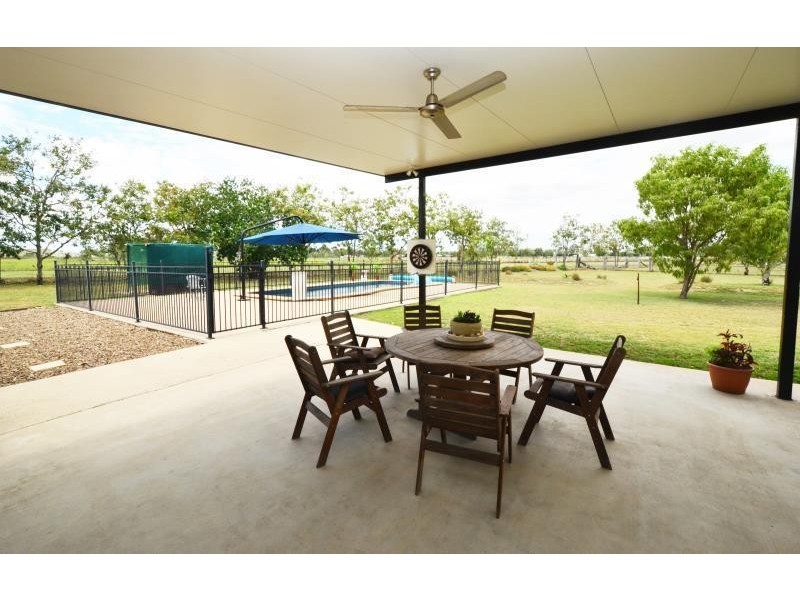 16 Oxley Avenue, Biloela QLD 4715