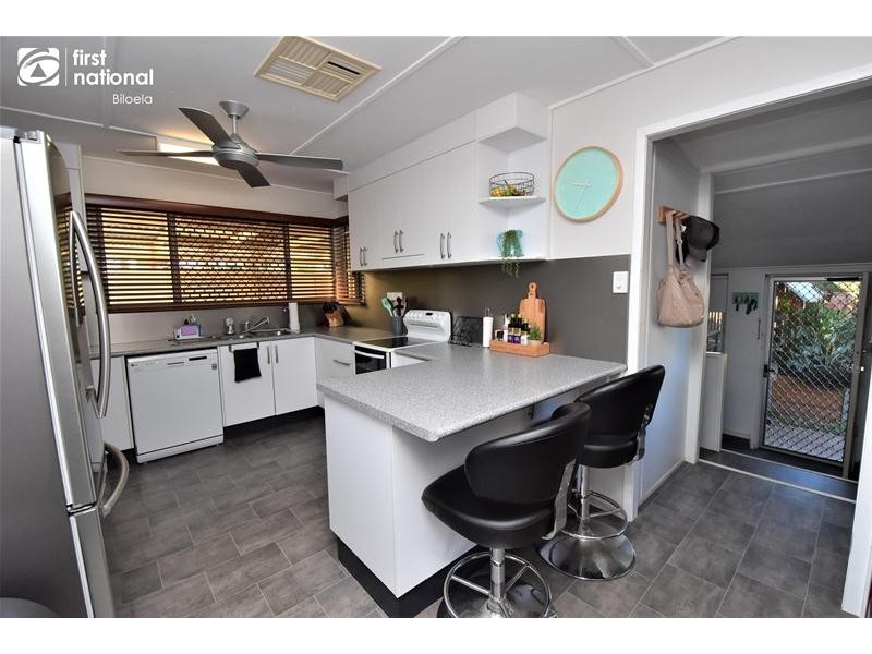 30 Collins Street, Biloela QLD 4715