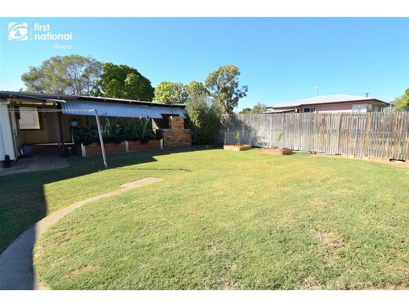 30 Collins Street, Biloela QLD 4715