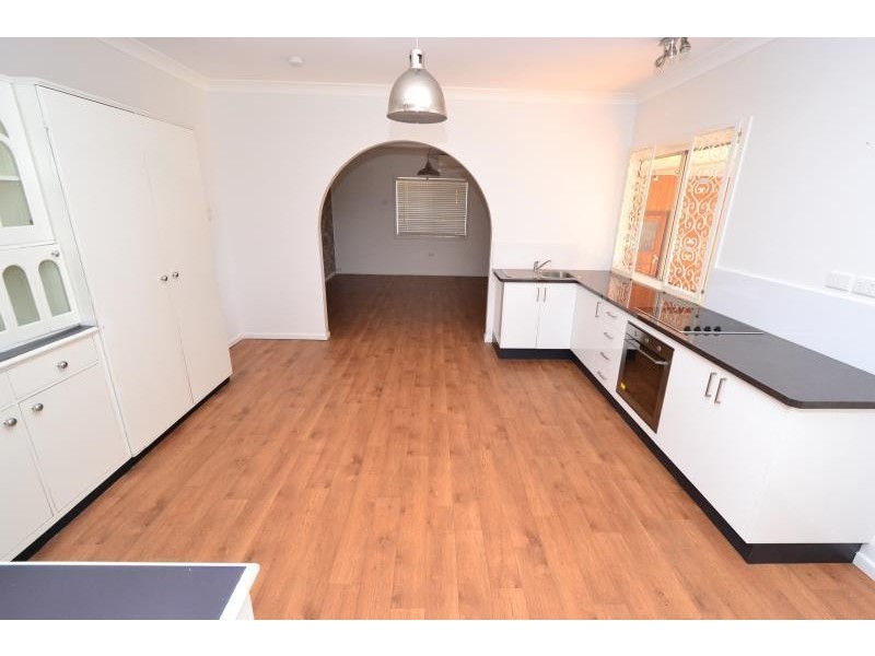 102 Kariboe Street, Biloela QLD 4715