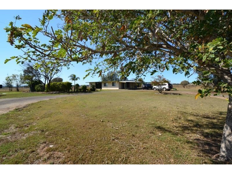 3454 Moura-Theodore Road, Kianga QLD 4718