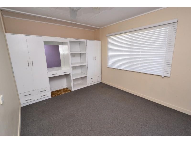 3454 Moura-Theodore Road, Kianga QLD 4718