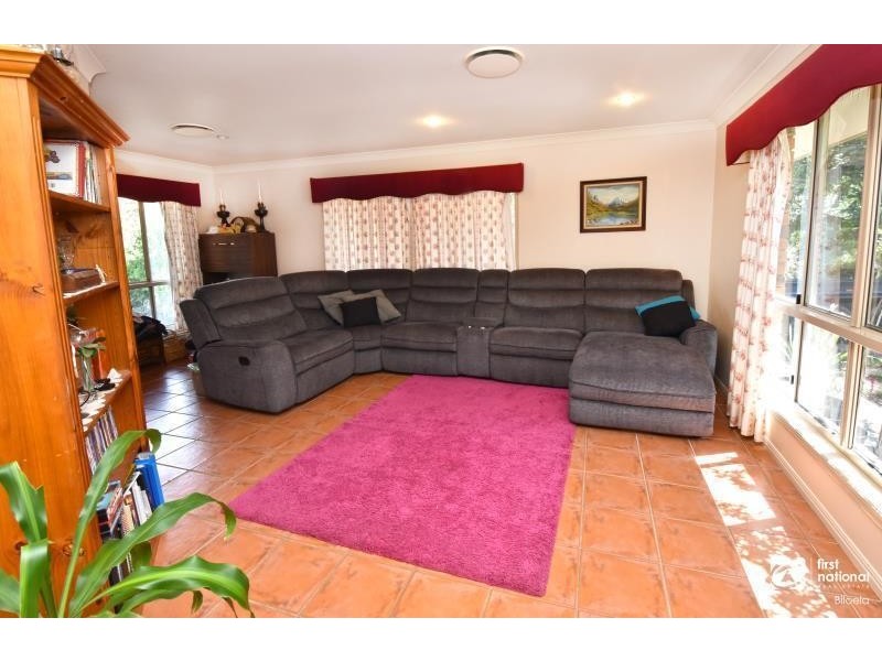 15 Paroz Crescent, Biloela QLD 4715