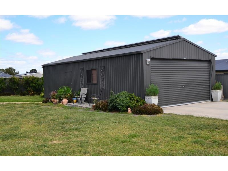 19 Earlsfield Street, Biloela QLD 4715