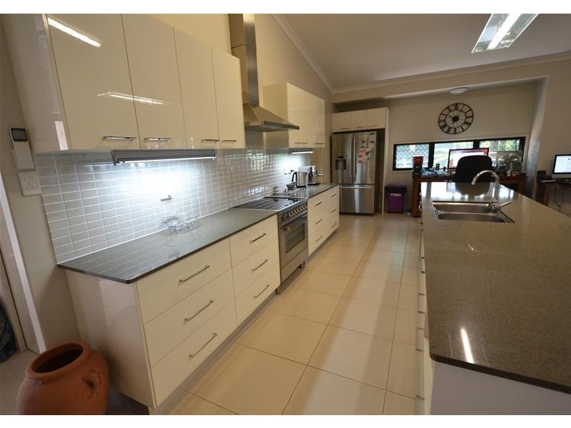 19 Earlsfield Street, Biloela QLD 4715