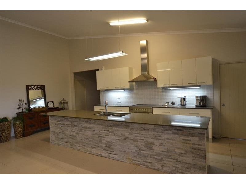 19 Earlsfield Street, Biloela QLD 4715