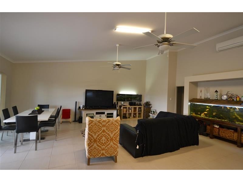 19 Earlsfield Street, Biloela QLD 4715