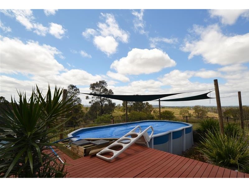 19 Earlsfield Street, Biloela QLD 4715