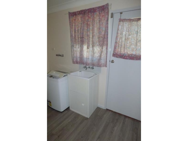 4/151 Kariboe Street, Biloela QLD 4715