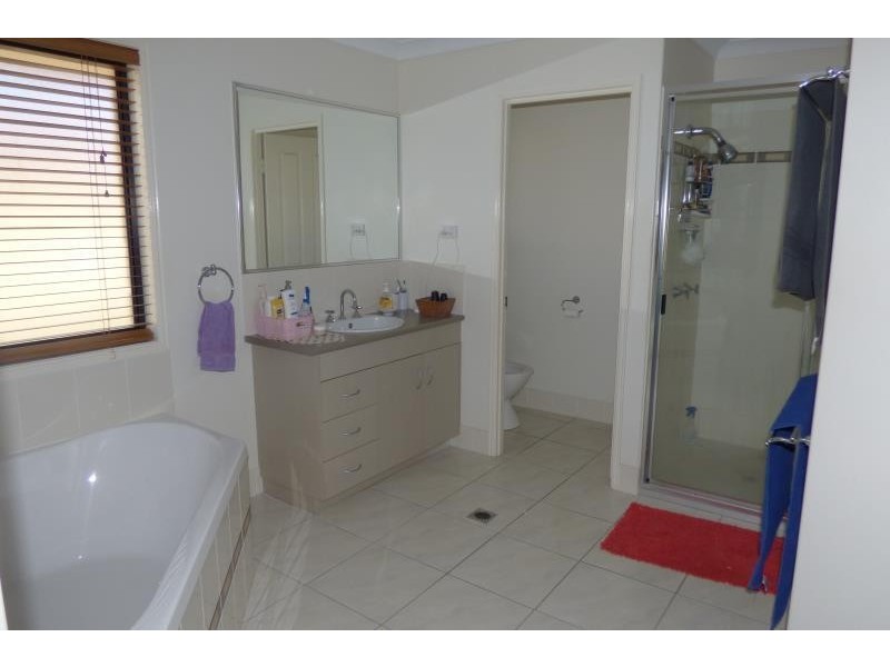 13 Ebony Way, Biloela QLD 4715