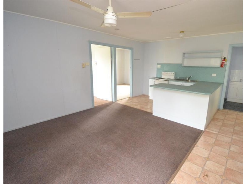 1 & 2 / 16 Benn Street, Biloela QLD 4715