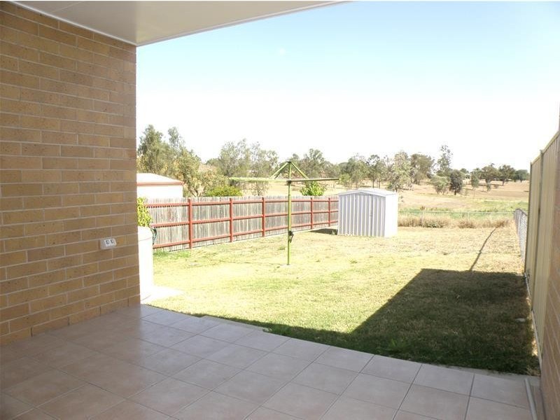 2/36 Lawrence Street, Biloela QLD 4715