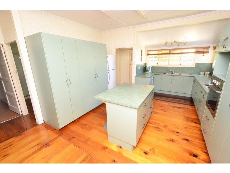 15 Grevillea Street, Biloela QLD 4715