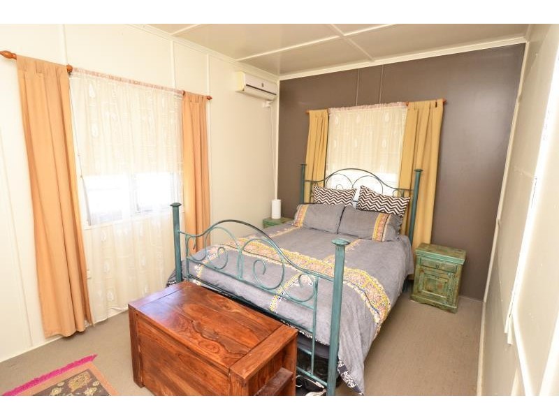 15 Grevillea Street, Biloela QLD 4715