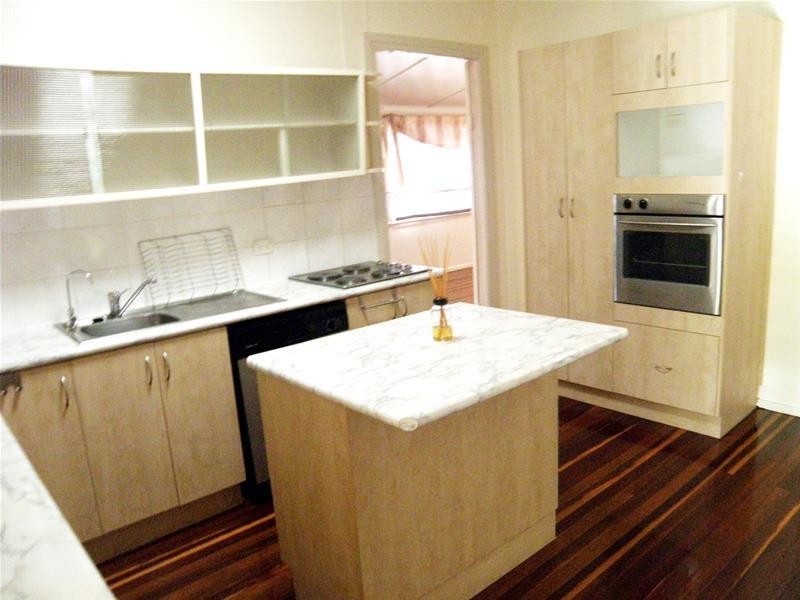 82 Kroombit Street, Biloela QLD 4715