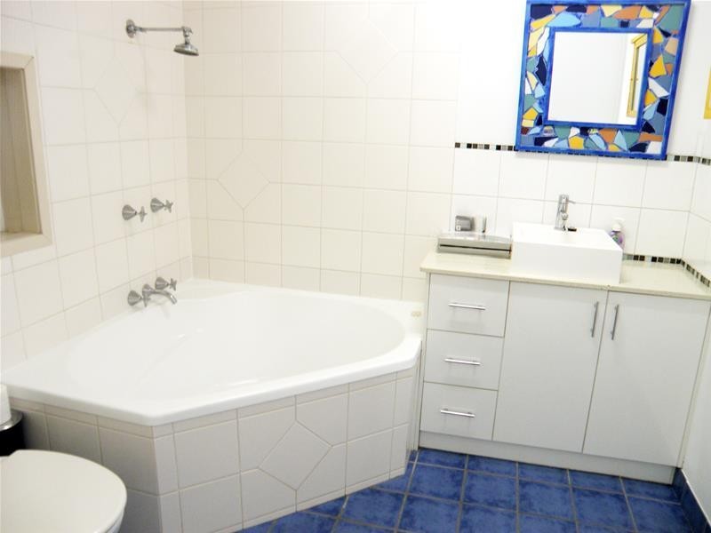 82 Kroombit Street, Biloela QLD 4715