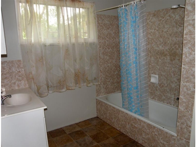 49 Thalberg Avenue, Biloela QLD 4715