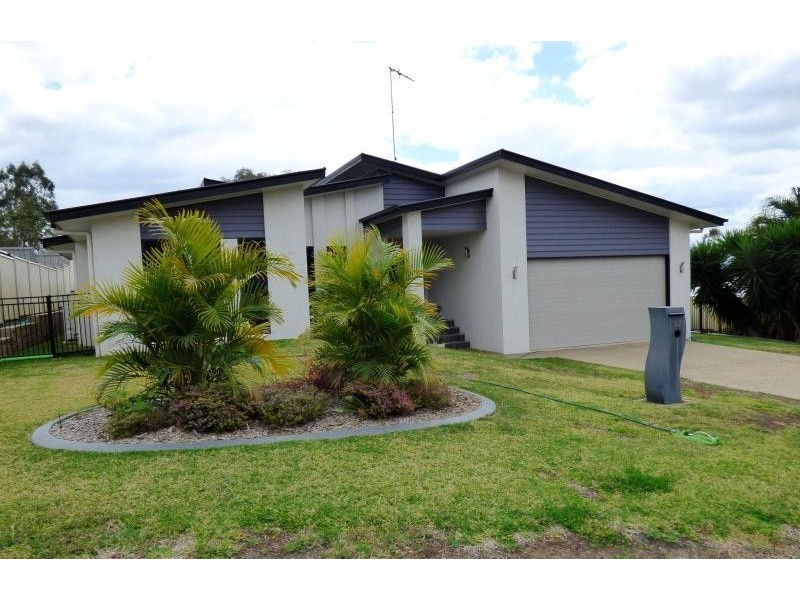32 Paroz Crescent, Biloela QLD 4715