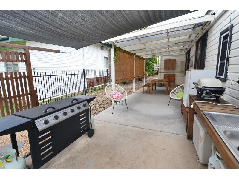 141 Bell Street, Biloela QLD 4715