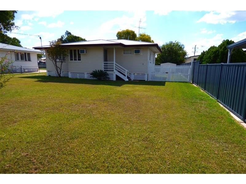 3 Lookerbie Street, Biloela QLD 4715