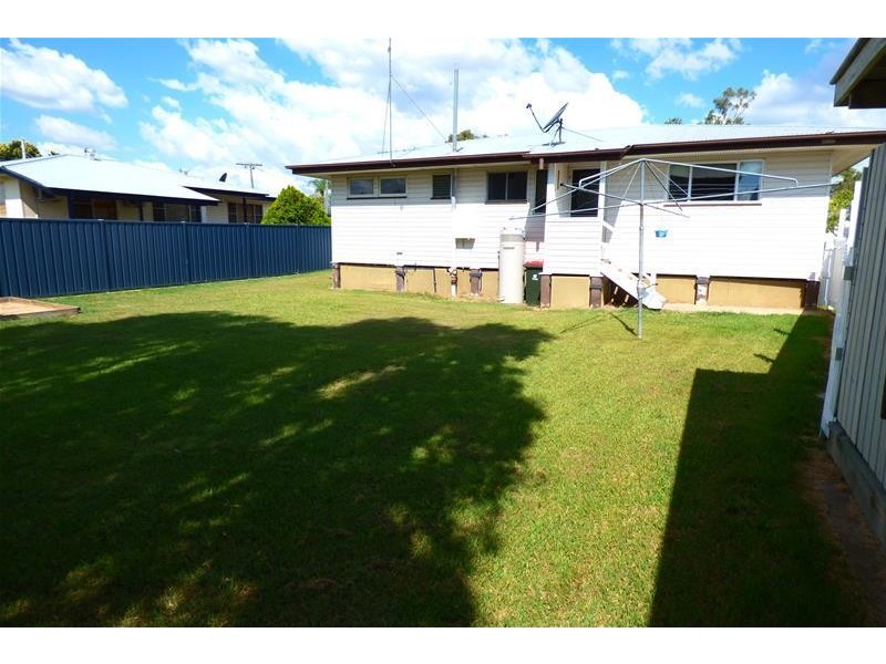 3 Lookerbie Street, Biloela QLD 4715