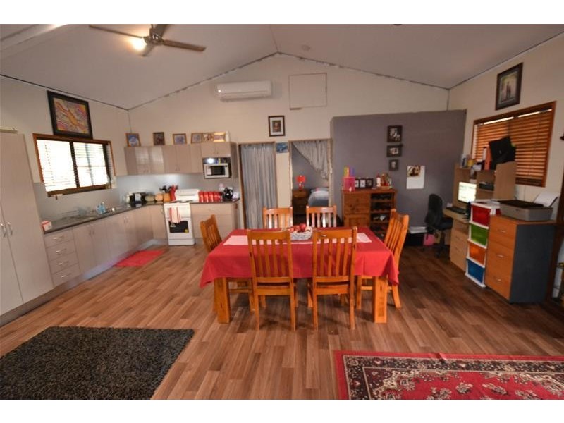 1010 Bundalba Road, Goovigen QLD 4702