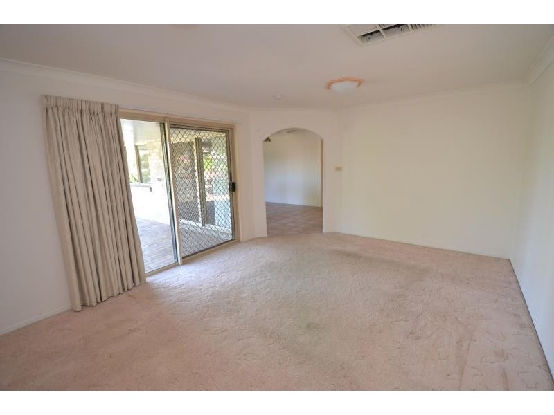 11 Heaton Street, Biloela QLD 4715