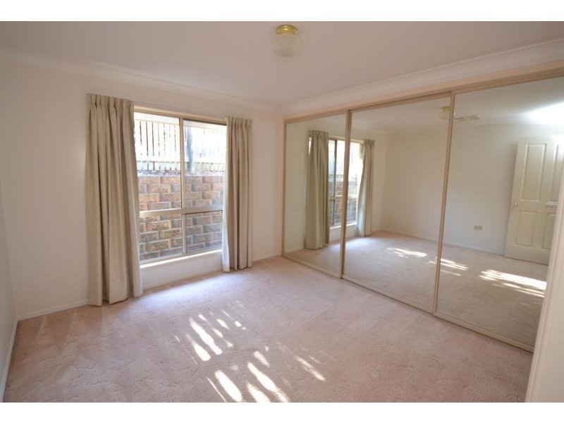 11 Heaton Street, Biloela QLD 4715