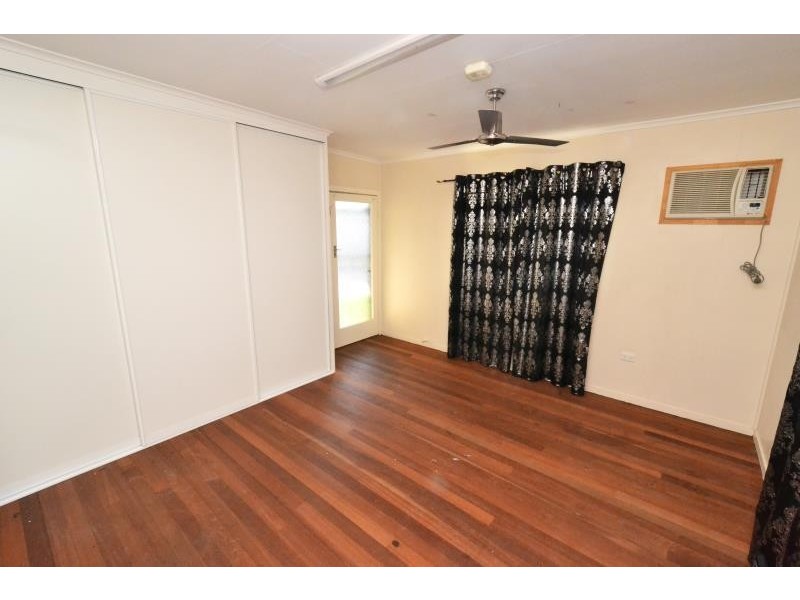 16 Kroombit Street, Biloela QLD 4715