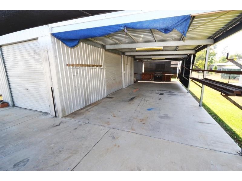 16 Kroombit Street, Biloela QLD 4715