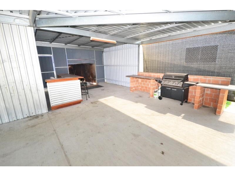 16 Kroombit Street, Biloela QLD 4715