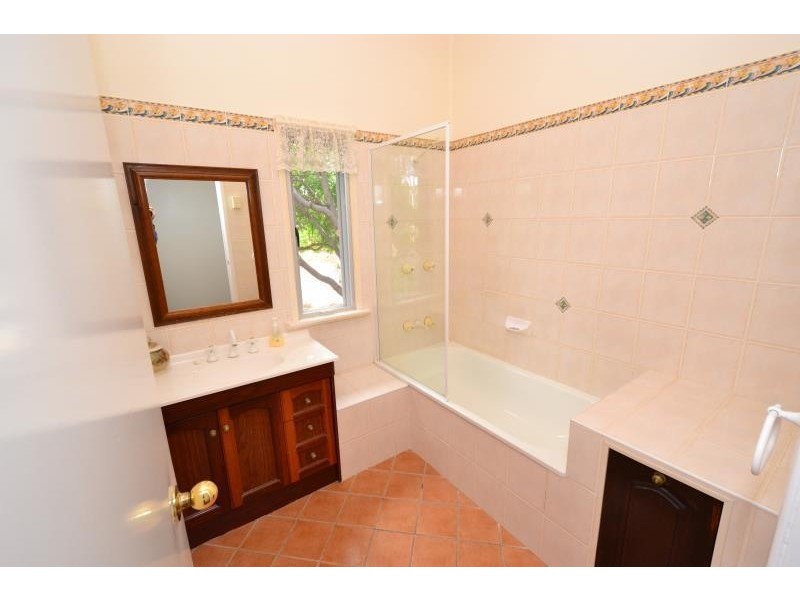 380 Redhill Road, Thangool QLD 4716