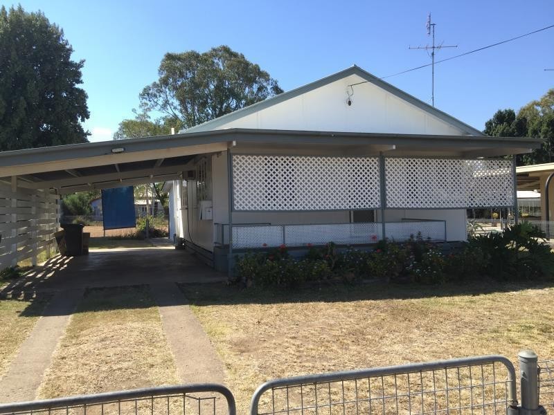 18 Kroombit, Biloela QLD 4715